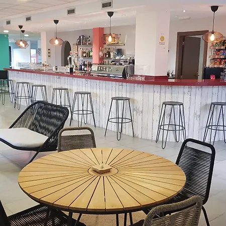 Calas De 호텔 리엔크레스