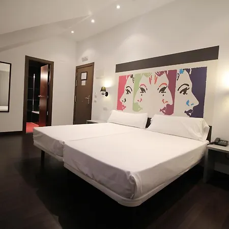 Calas De 호텔 리엔크레스