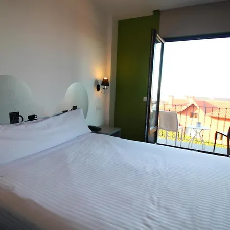 Hotel Calas De 3*