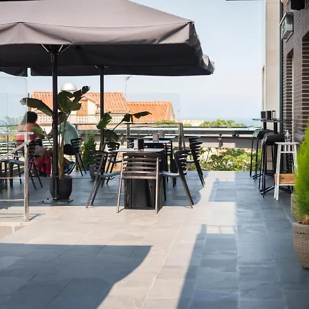 Calas De 3* リエンクレス