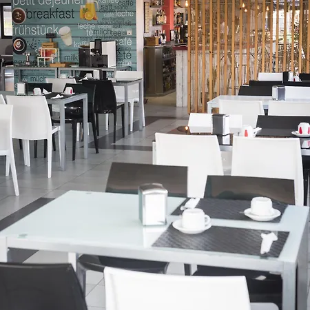 Calas De ホテル 3*